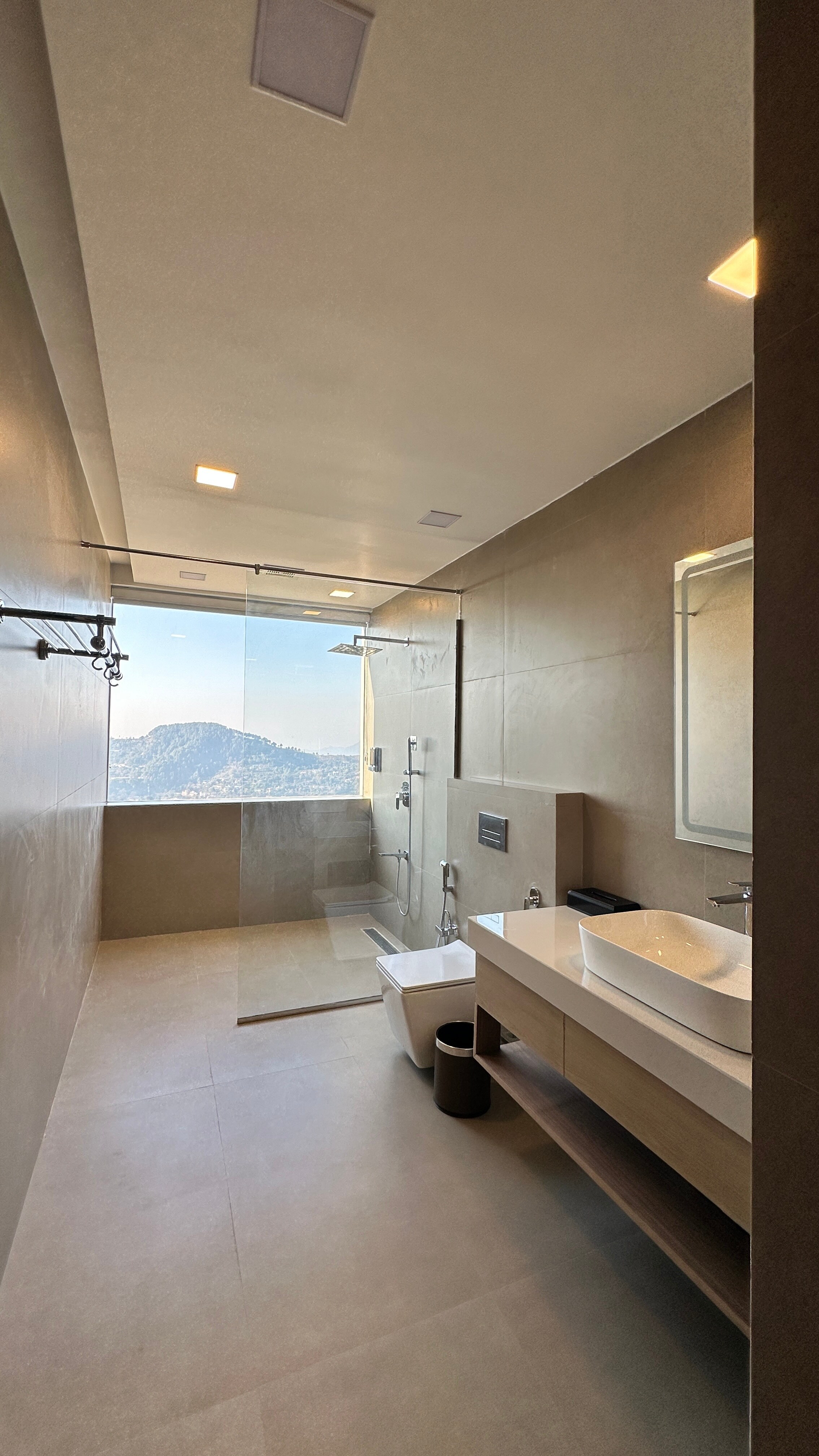 Le Reve Valley Premium Rooms - Tap to explore photos