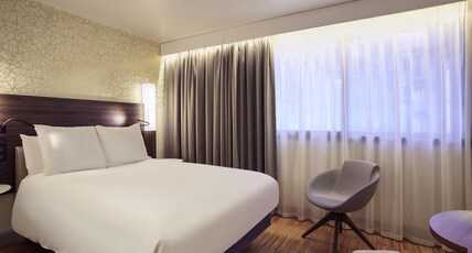 Mercure Paris Arc de Triomphe Etoile Room Type - Superior Room with 1 double bed