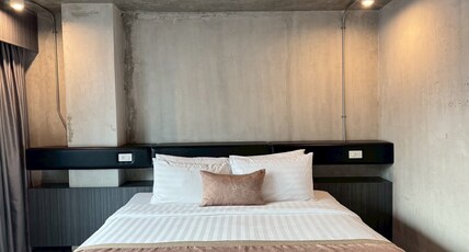 Aspira Central Patong Room Type - Deluxe King Room