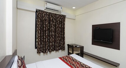 Hotel O Destination 42 Room Type - Classic