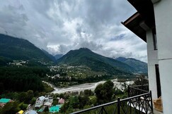 Meleto Woods cottage