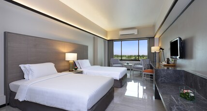 Tinidee Hotel Bangkok Golf Club Room Type - Premium Deluxe Room