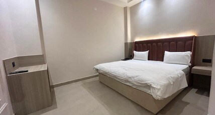 Hotel Luxe Room Type - Deluxe Room