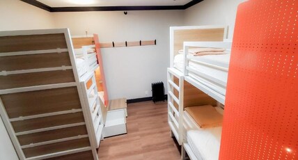 Amsterdam Hostel San Francisco Room Type - Bed in 4-Bed Mixed Dormitory Room - Private Bathroom Amsterdam Hostel San Francisco Room Type - Bed in 4-Bed Mixed Dormitory Room - Private Bathroom