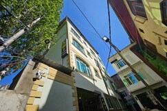 Hotel Taj Inn and Restaurant