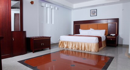 Hiton Hotel Room Type - Hiton Suite