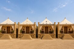 Royal Empire Camp & Resort