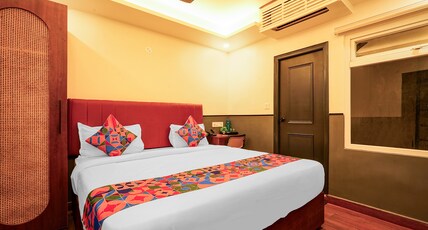 Fabhotel Bobs - 400m from Patna railway Station Room Type - Deluxe Room