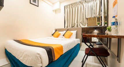 Itsy Hotels Bindra Elite Room Type - Economy Room