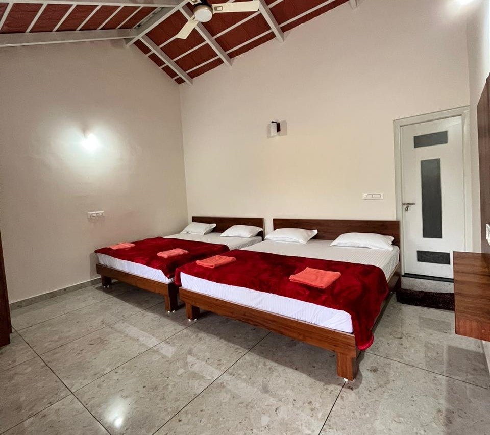 Thrilok Vihar Homestay. - Tap to explore photos