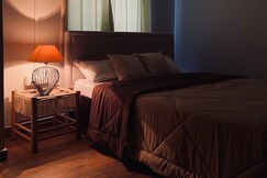 Sunset Homes : A cozy luxurious studio apartment