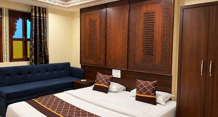 The Umed (Near Railway Station) Room Type - Super Deluxe Room The Umed (Near Railway Station) Room Type - Super Deluxe Room
