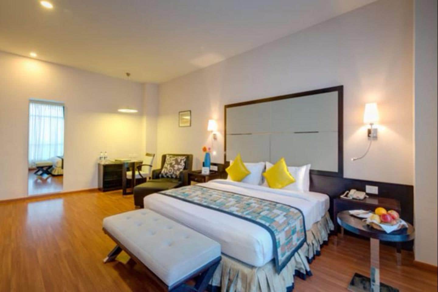 Hotel Sonotel - Tap to explore photos