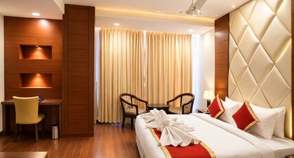 Hotel Mandarin Square Room Type - Suite Room