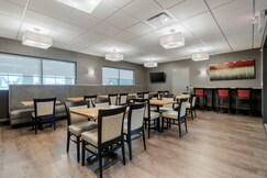 Best Western Plus Eastgate Inn & Suites