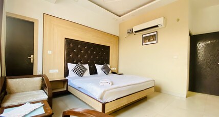 Hotel November, At Zirakpur Bus Stand Room Type - Deluxe Room