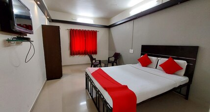 Walstars Castle View  Grand Resort Room Type - Deluxe Room AC