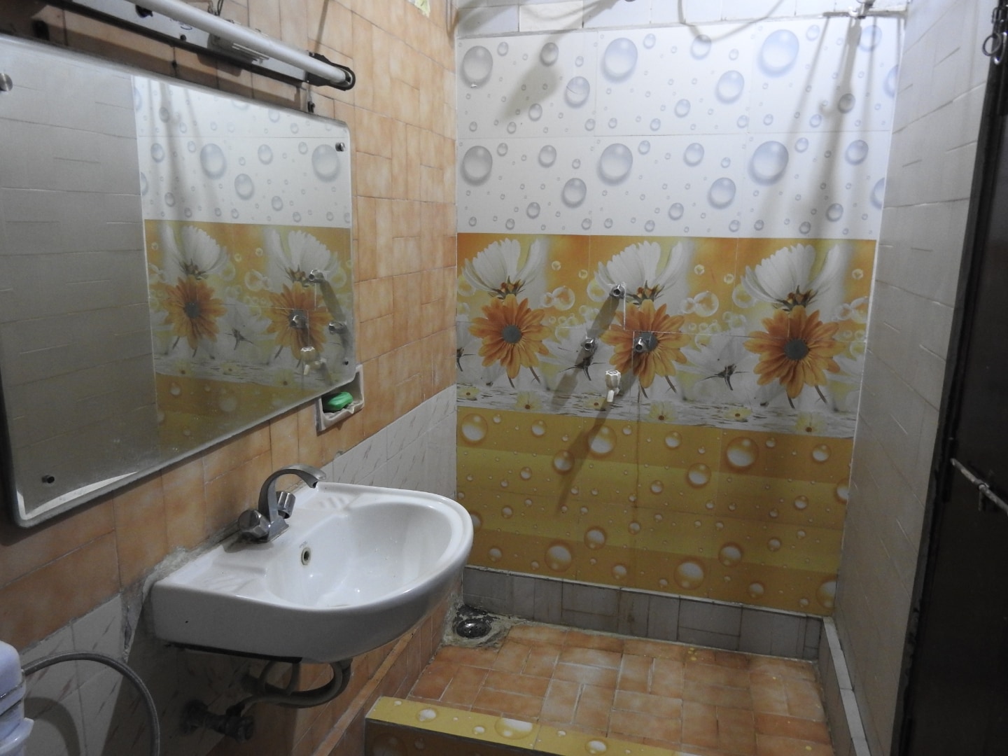 Krishna Niwas - Tap to explore photos