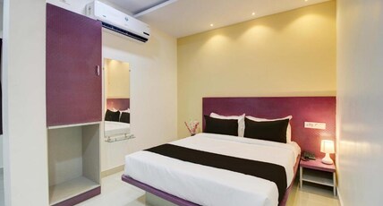 HOTEL IGLOOS(SURAAG HOTEL'S) Room Type - Deluxe