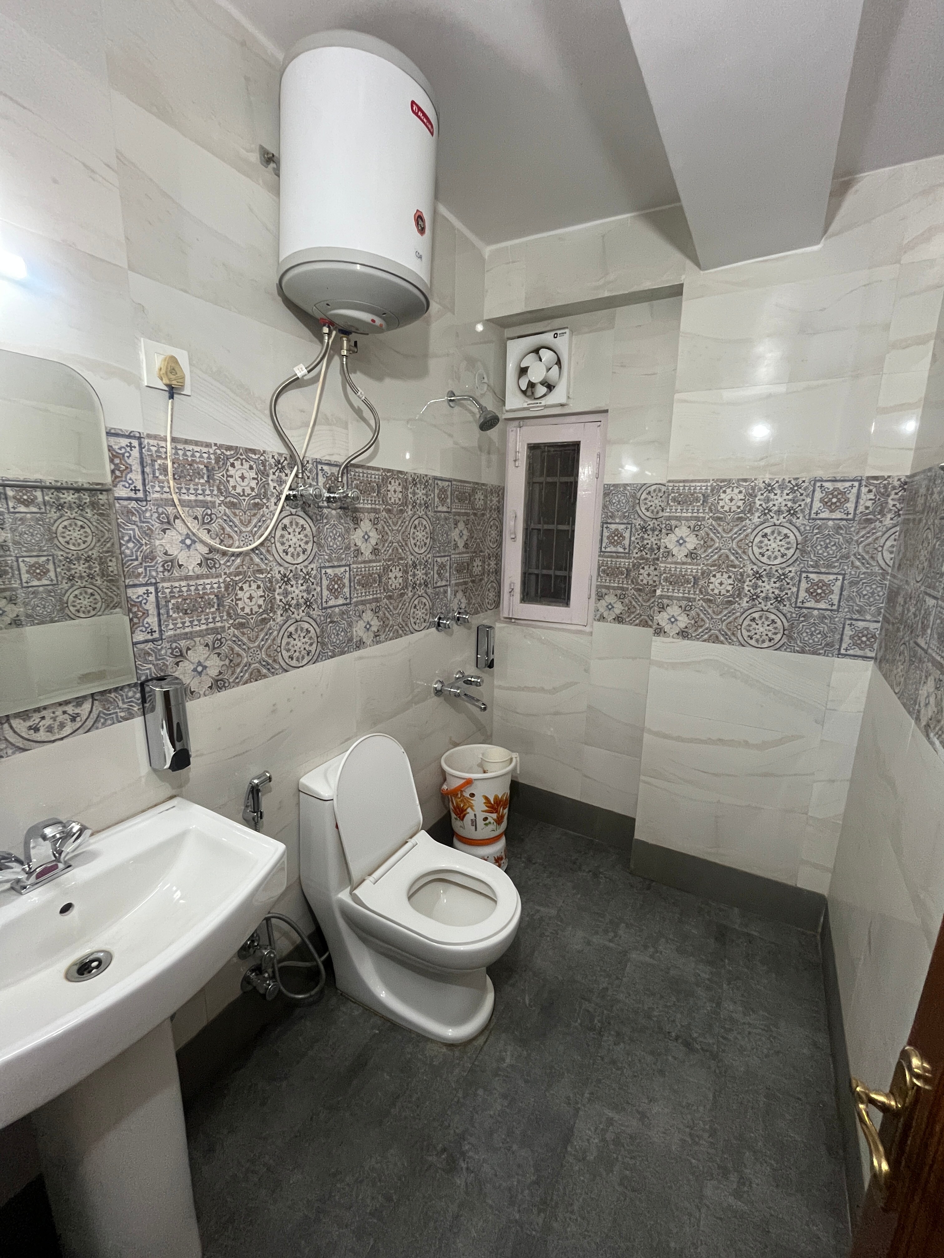 Tara Home Shimla - Tap to explore photos