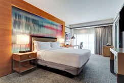 Hilton University of Houston Hotel