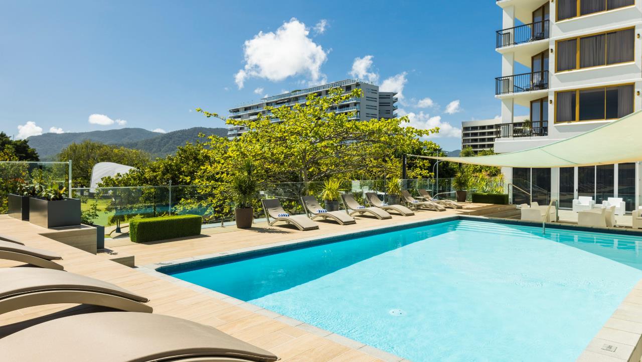 Pacific Hotel Cairns - Tap to explore photos