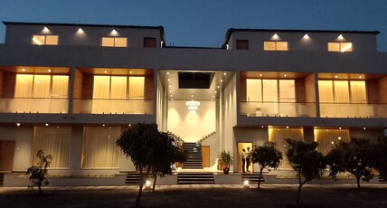 Bijaspur Royale Tree Resort Room Type - Suite Room