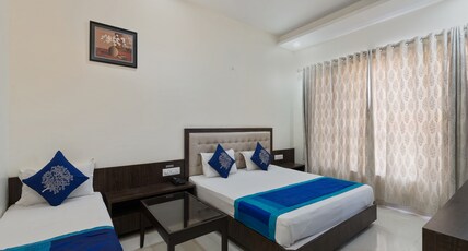 Hotel Sai Shubham Room Type - Deluxe Triple Bed AC