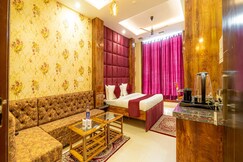 JINDAL SQUARE CHANDIGARH ZIRAKPUR