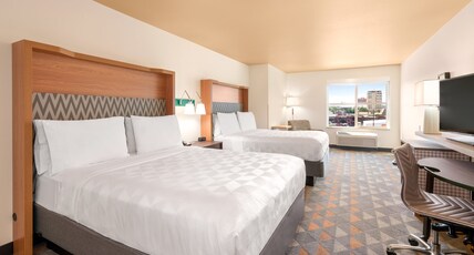 Holiday Inn YAKIMA Room Type - 2 Queen Beds Premium Holiday Inn YAKIMA Room Type - 2 Queen Beds Premium