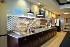 Holiday Inn Express & Suites Youngstown West I 80