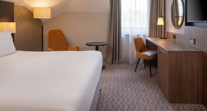 DoubleTree by Hilton Hotel Southampton Room Type - KING DELUXE ROOM