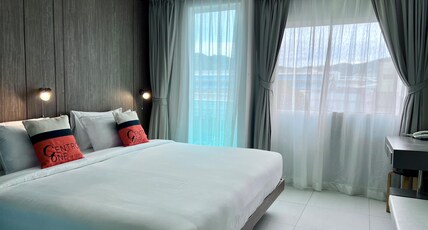 Centro One Patong Room Type - Deluxe Double Room