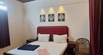 Kaleelil Residency Alleppey Room Type - Premium Rooms AC