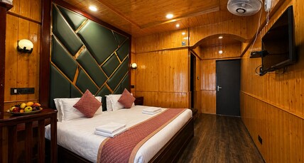 Pine View Room Type - Deluxe Room Pine View Room Type - Deluxe Room