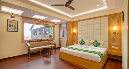 Treebo Sheel, Near Mall Road Room Type - Deluxe Family Room