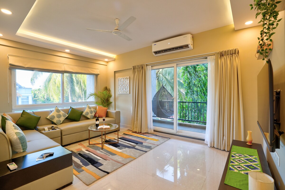 Abura - Luxurious 2 BHK -Close to Beach - Tap to explore photos