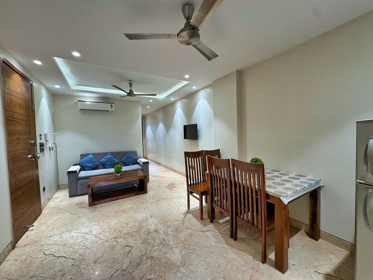 Ultra Luxury 3BHK in South Delhi - Tap to explore photos