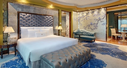 The Reverie Saigon - The Leading Hotels of the World Room Type - Junior Suite High Floor with Executive Lounge Access and Free Minibar The Reverie Saigon - The Leading Hotels of the World Room Type - Junior Suite High Floor with Executive Lounge Access and Free Minibar