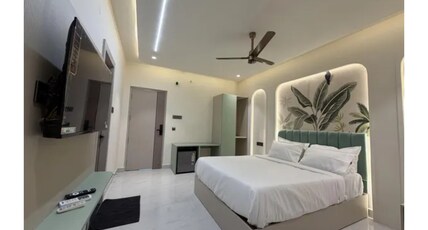 Oriva Embassy Twlight Room Type - Premium Room