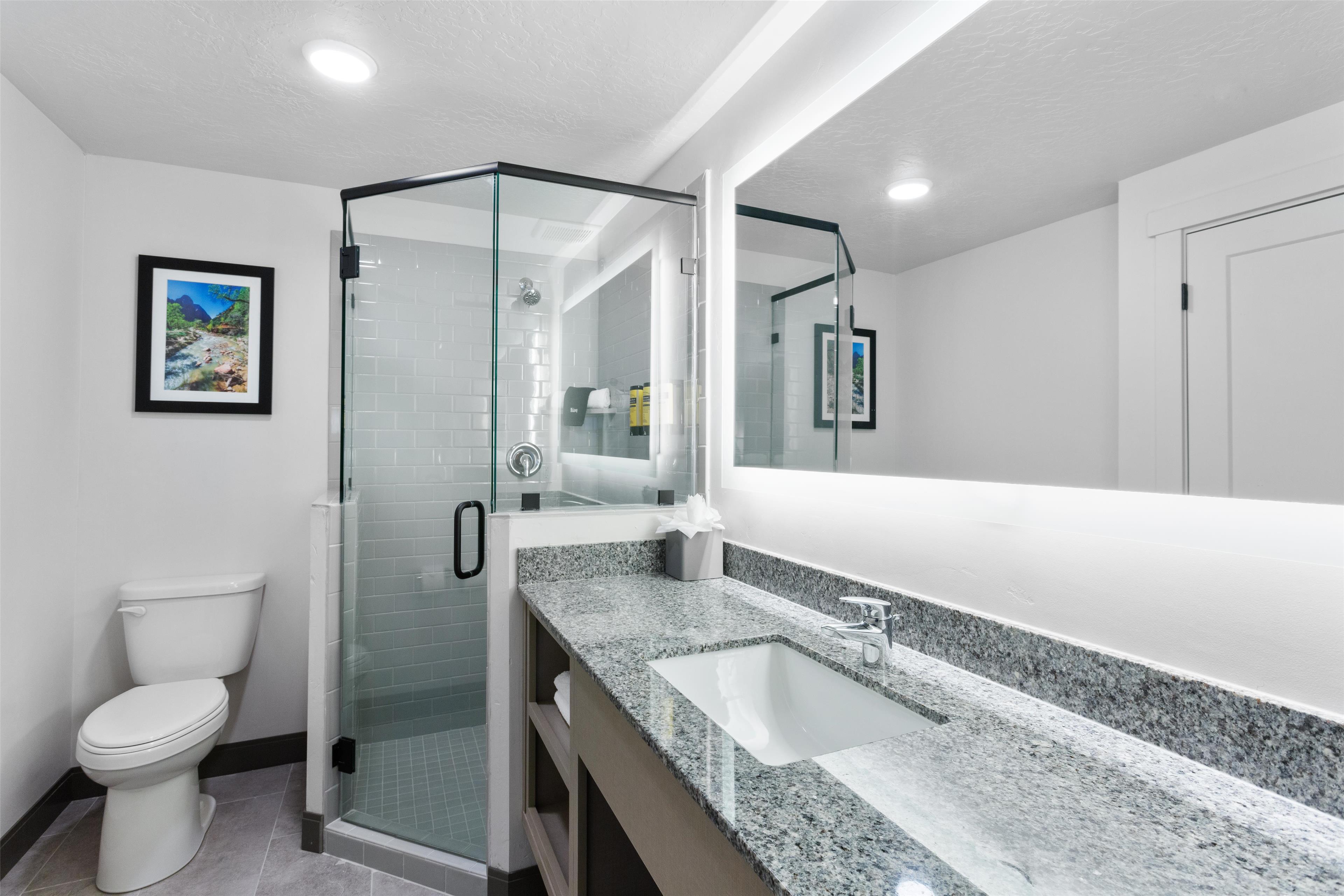 Best Western Plus Landmark Hotel - Tap to explore photos