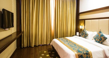 The Fern Hillside Resort Room Type - Winter Green Room