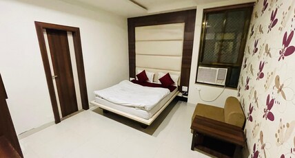 Hotel Dwarka Palace Room Type - Deluxe Room
