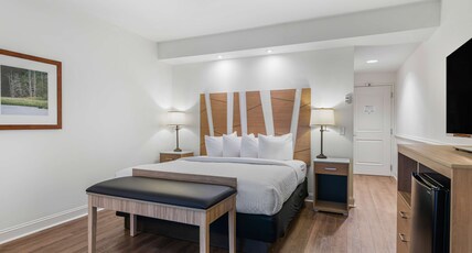 Best Western Plus Westgate Inn & Suites Room Type - 1 King Bed, Non-Smoking, Microwave And Refrigerator, Wi-Fi, Full Breakfast Best Western Plus Westgate Inn & Suites Room Type - 1 King Bed, Non-Smoking, Microwave And Refrigerator, Wi-Fi, Full Breakfast