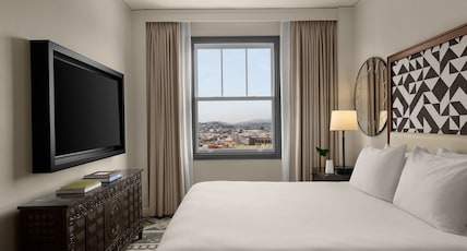 Hotel Spero, Vignette Collection, an IHG Hotel Room Type - 1 King Suite Mobility Accessible Roll in Shower Hotel Spero, Vignette Collection, an IHG Hotel Room Type - 1 King Suite Mobility Accessible Roll in Shower