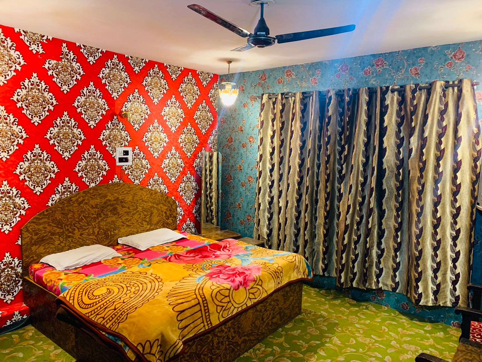 Hotel Lake Scene - Tap to explore photos