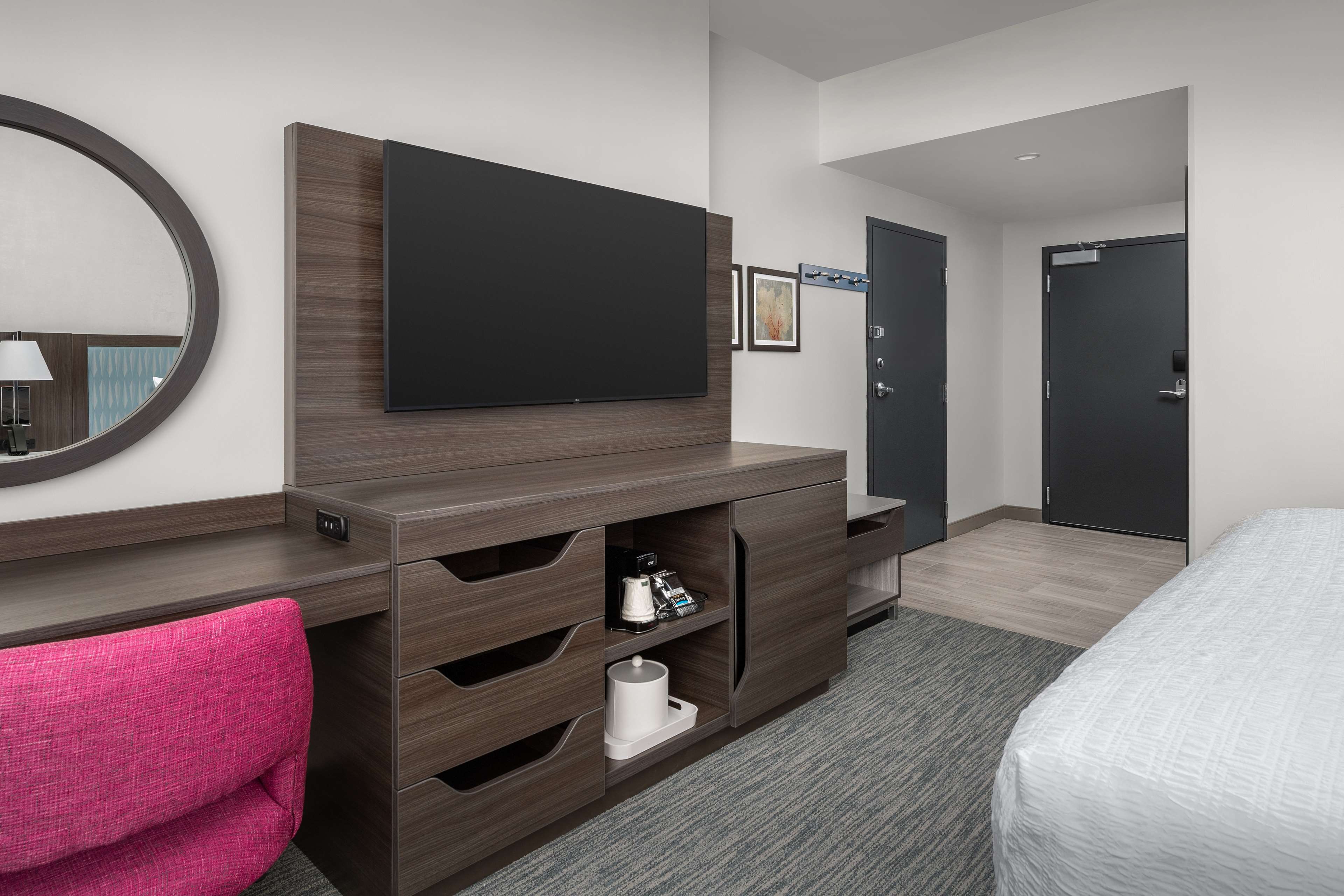 Hampton Inn by Hilton Delray Beach - Tap to explore photos
