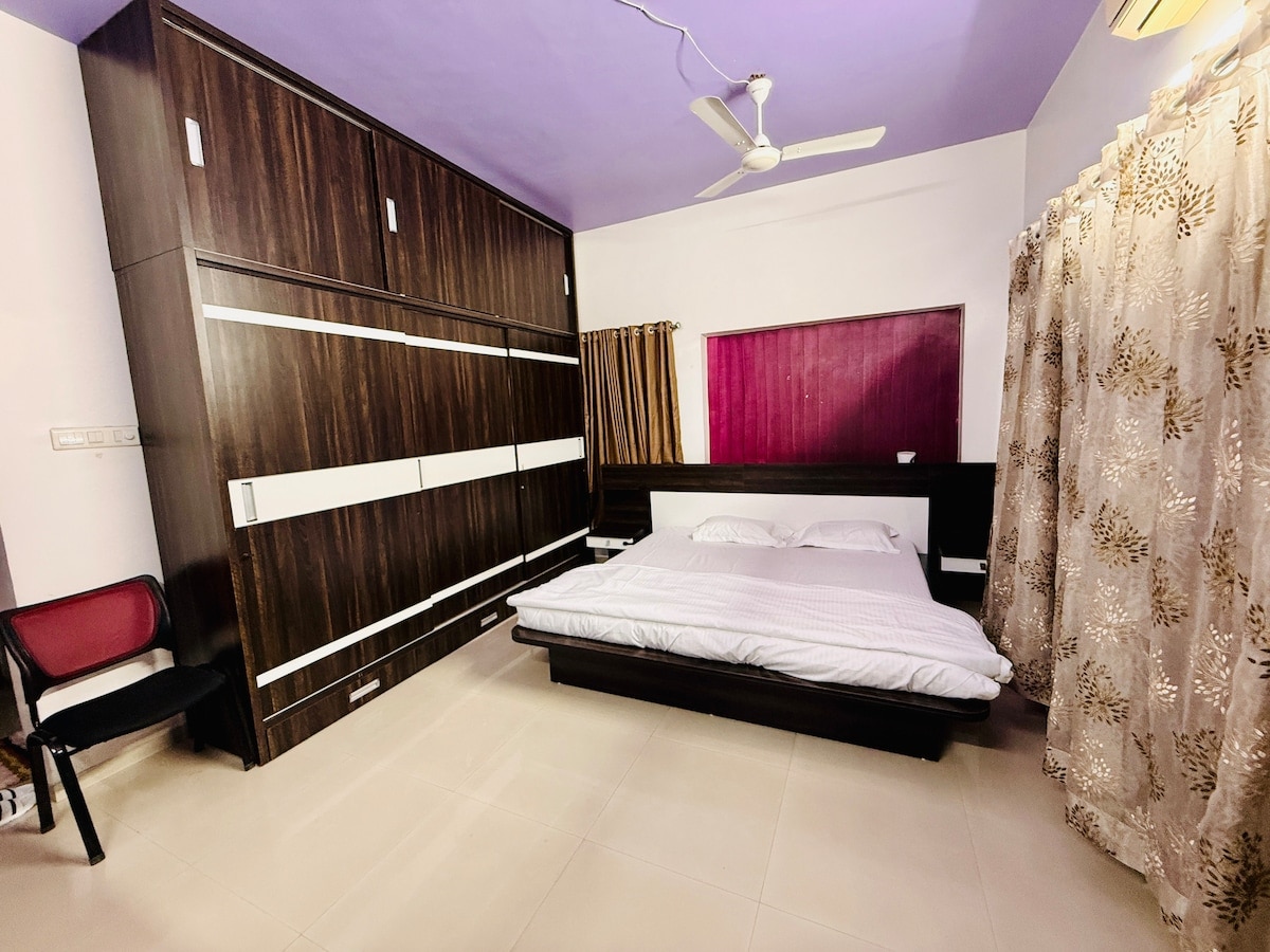 Navyug Home 4BHK Villa Nashik Spacious Parking - Tap to explore photos