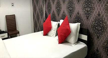 Hotel Blue Star Room Type - Deluxe Room