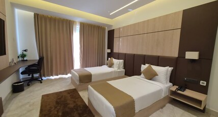 Kaara Dehradun Room Type - Deluxe Twin Room